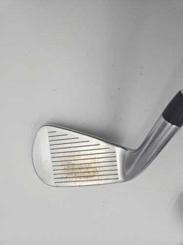 Titleist AP2 718 Iron Set, 4-PW, S300 Stiff Steel Shafts, Golf Pride Jumbo Grips - Foto 13 di 24