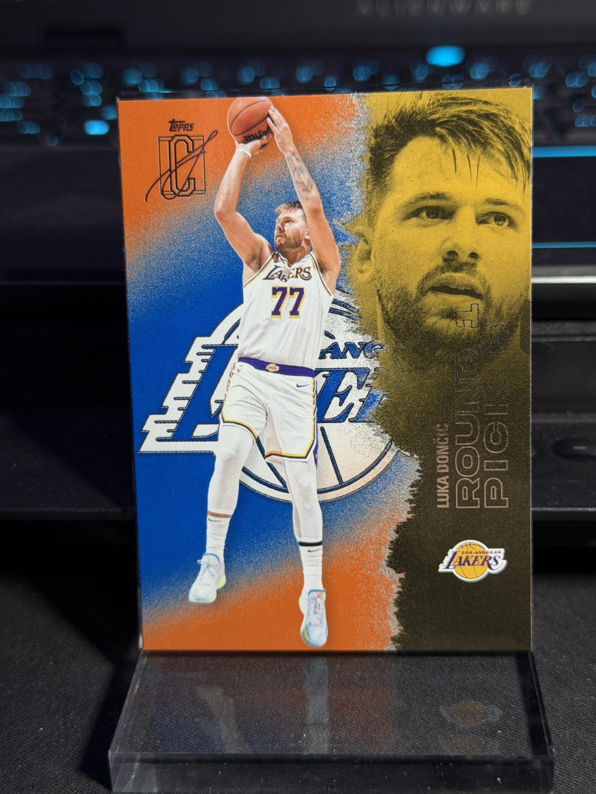 2025-2026 Topps Signature Class Luka Doncic 83 Orange And Blue