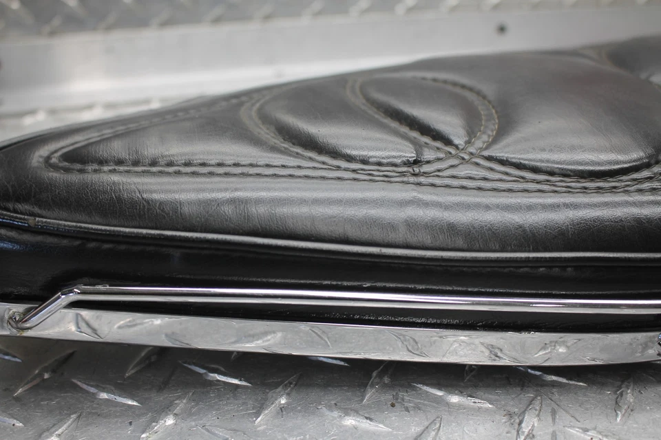 1973 年哈雷-戴维森运动员铁杆头 1000 XLCH 前座垫 — 第 4/4 张图片