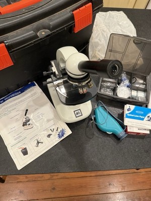 Microscope LW Scientific Observer series. 3 objective lens With Accessories