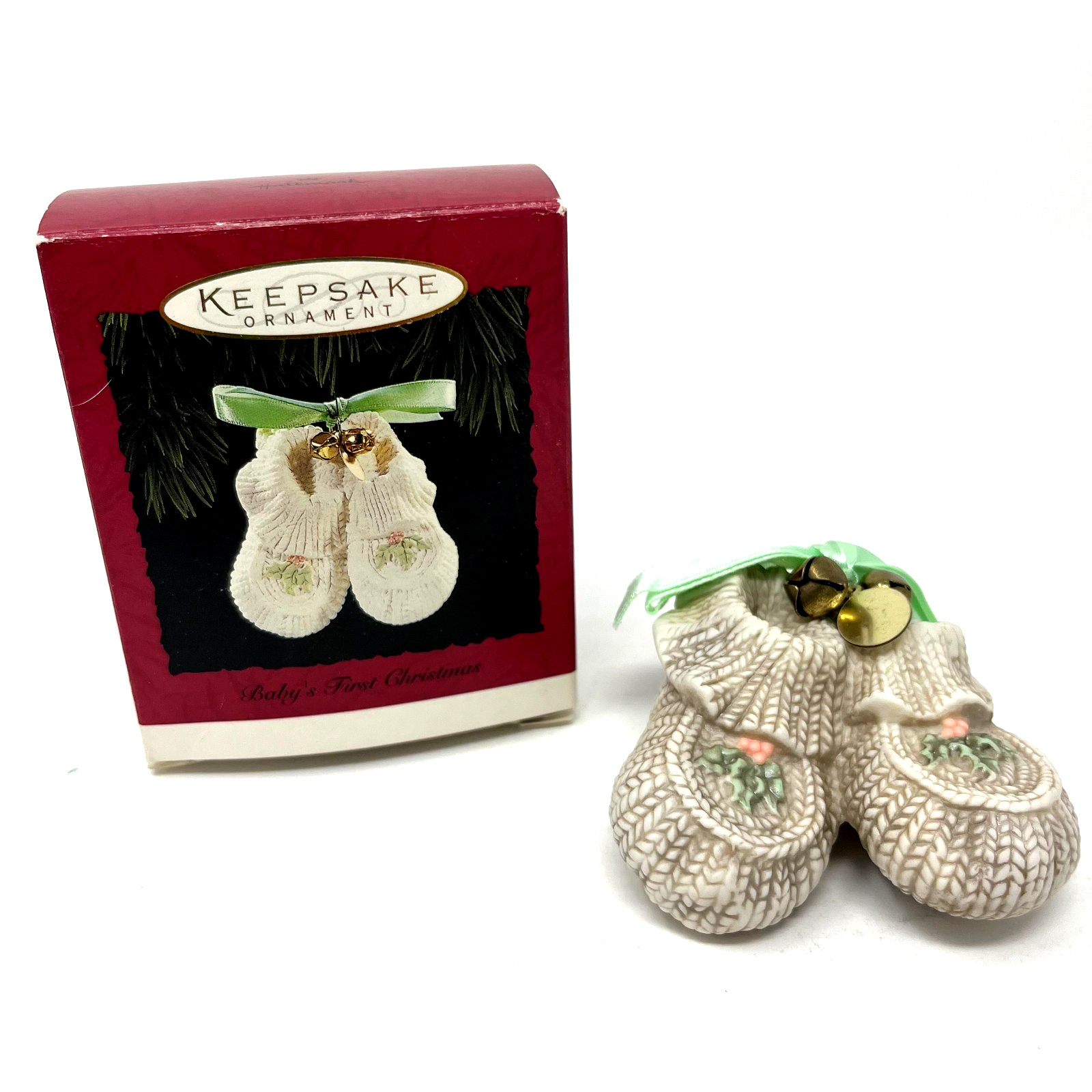 Ornament Nos W Box