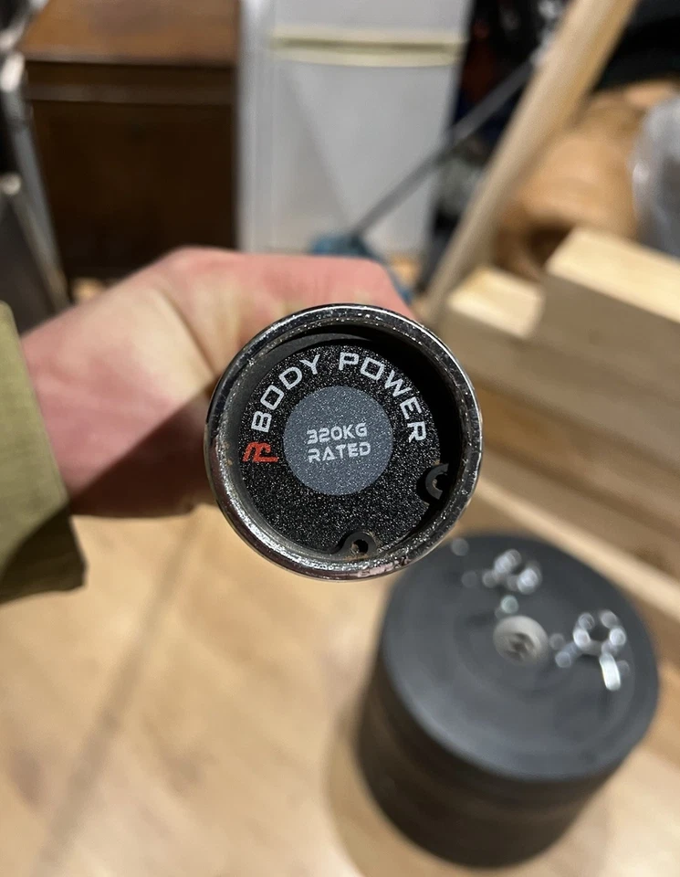 ASSASSIN Olympic Rubber Bumper Weight Plates 100kg & 7’ 20kg 2” Body Power Bar - Image 3 of 4