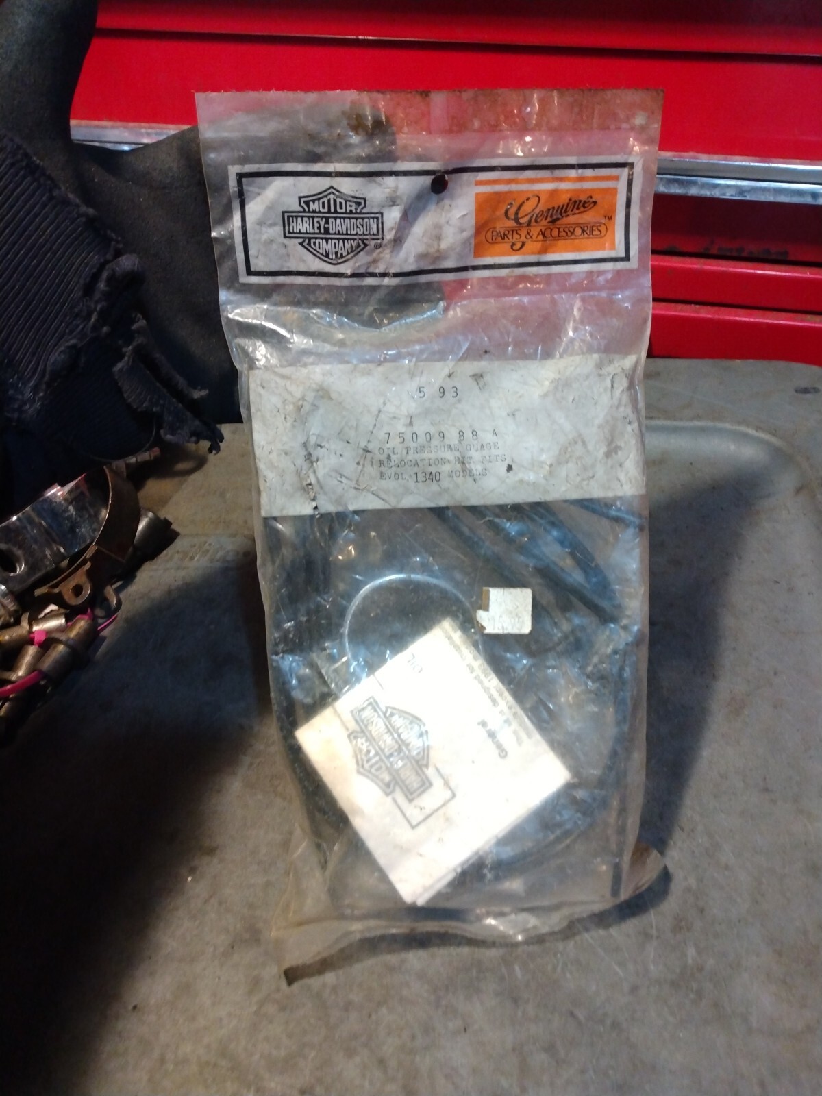 HarleyDavidson Oil Pressure Gauge Relocation Kit EVO NOS 7500988A