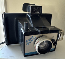 Vintage 1970s Polaroid Super Shooter Instant Land Camera w/Strap Untested