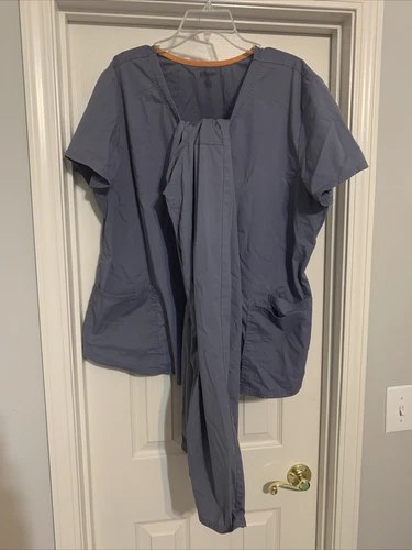 Women's SCRUBSTAR SCRUB SET Top 2X and Pants L in Condor Grey