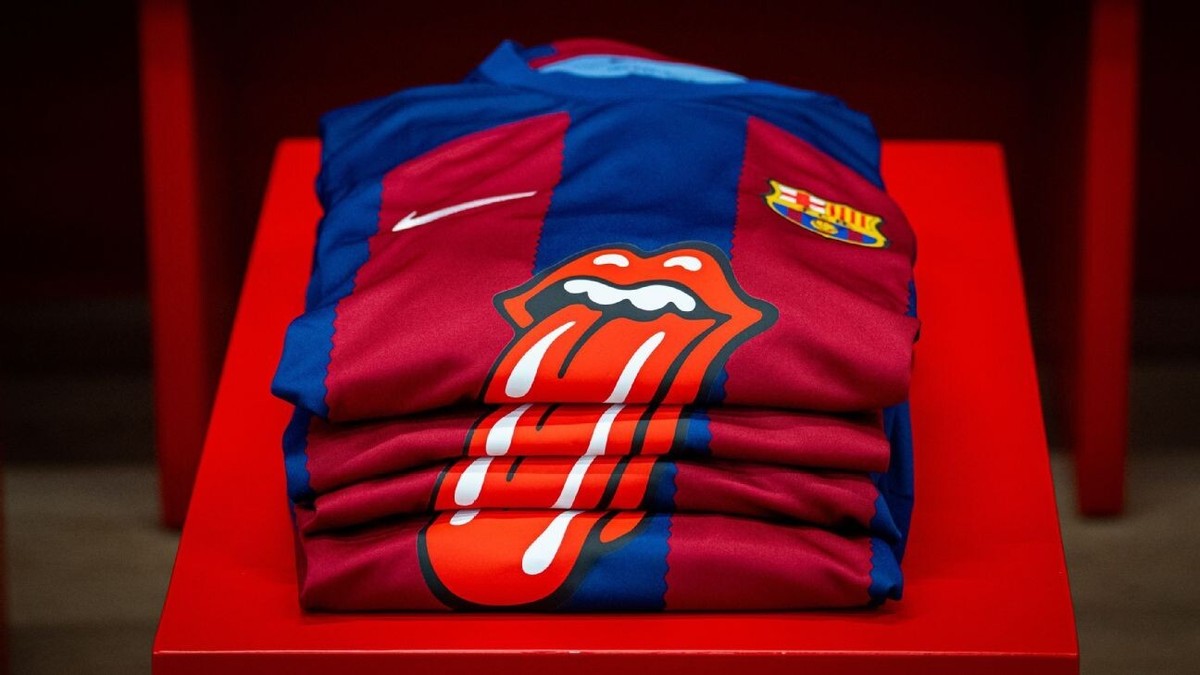 Barcelona Special Edition Rolling Stones LEWANDOWSKI # 9