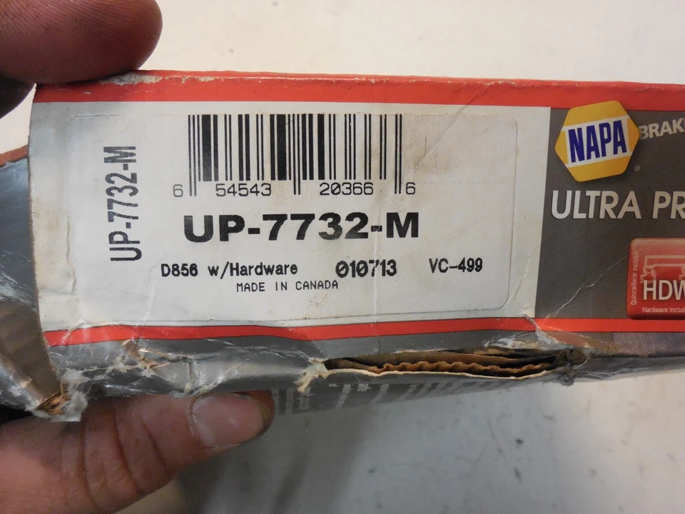 Полуметаллические тормозные колодки NAPA Ultra Premium UP7732M подходят для Chrysler Voyager 01–06 годов выпуска - Изображение 2 из 3