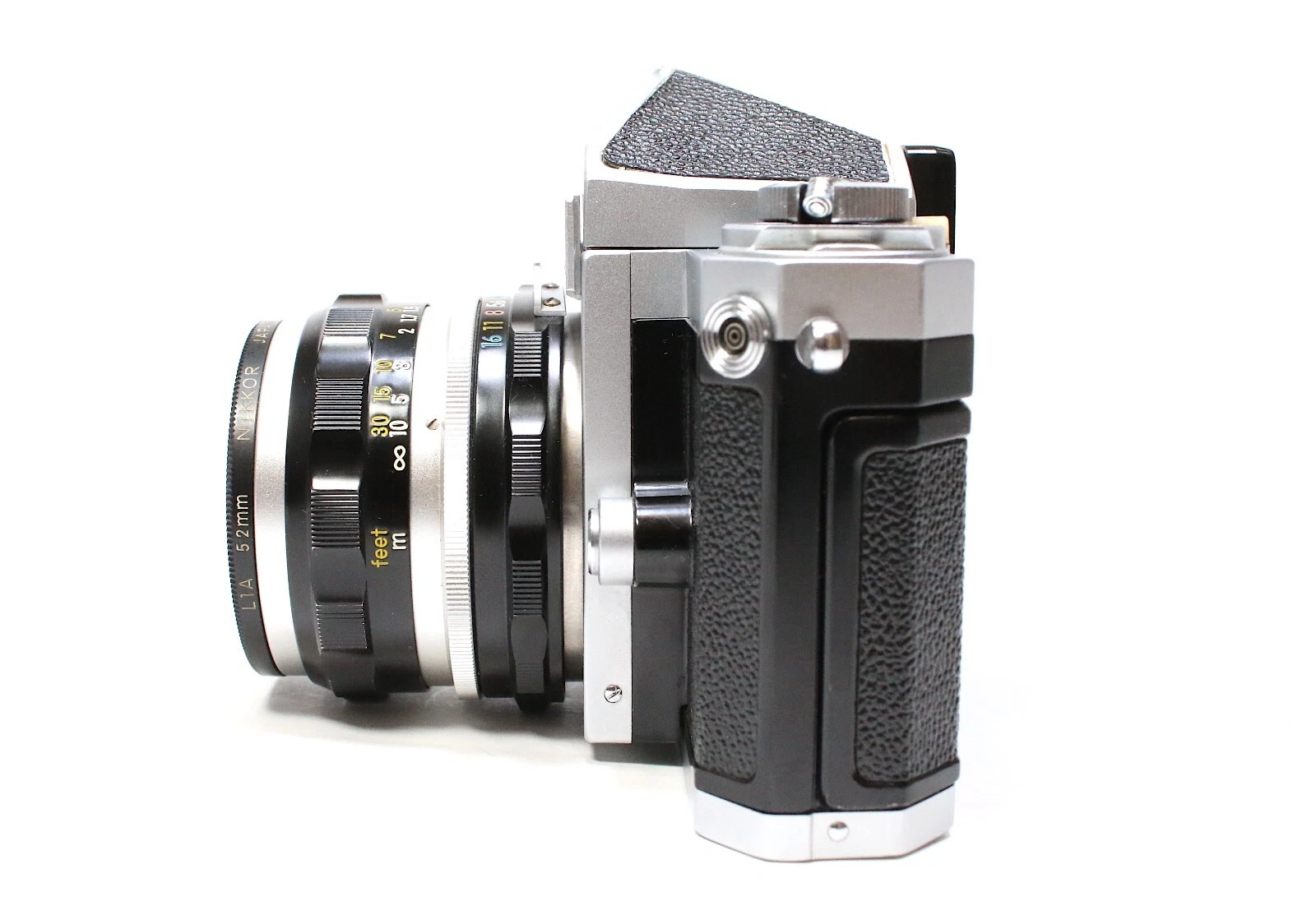 Nikon F Eye Level / Non-AI NIKKOR-H Auto 50mm F2 SLR Film Camera F