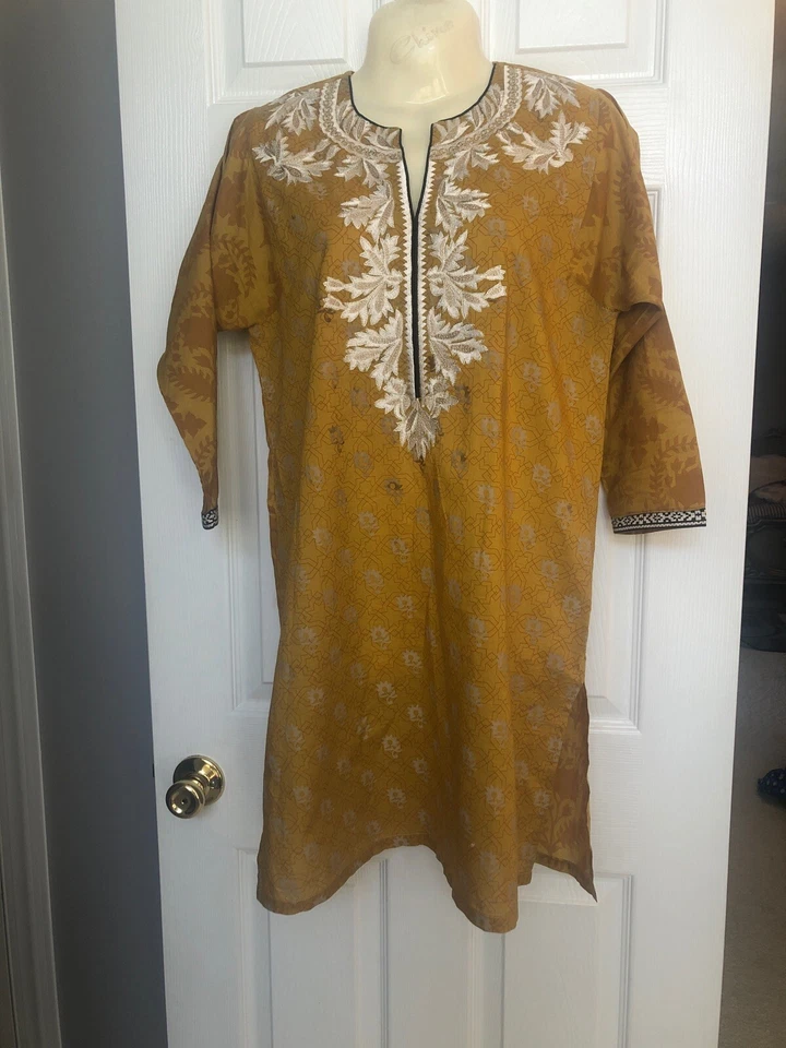 sana safinaz shalwar kameez - Image 2 of 4