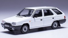 Diecast Vehicles Scale 1:43 Ixo Skoda Forman 1990 White