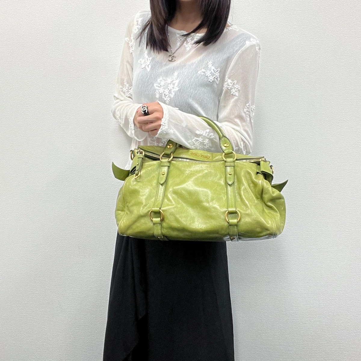 バッグ Miu Miu Side Bow Drawstring Satchel Bag Miu Miu Bow Leather Exterior Bags & Handbags for Women for sale | eBay
