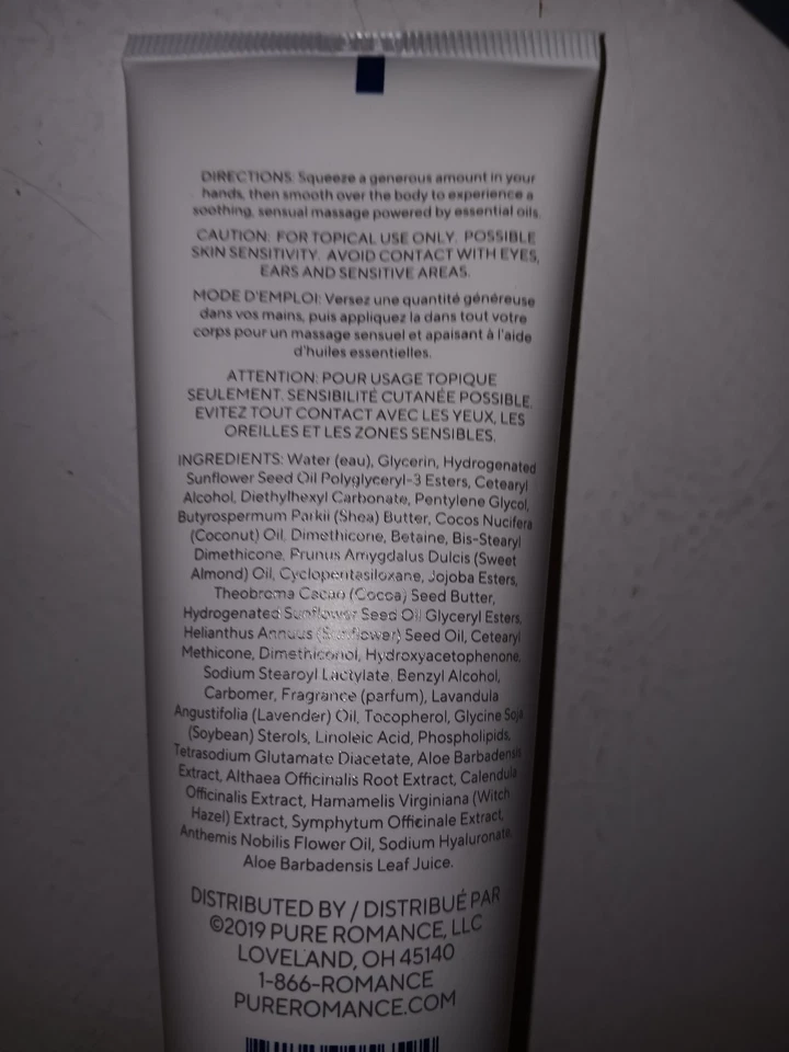 Juego de masaje Pure Romance - Guantes en buenas manos - Loción de masaje Heli Foto 4 de 4