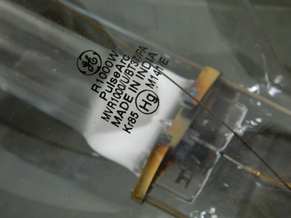 GE MVR1000/U/BT37/PA PulseArc Metal Halide 1000W Lamp Light Bulb M141/E - Image 4 of 4