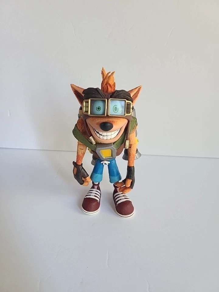 Neca 2018 Crash Bandicoot Deluxe con Jetpack Foto 2 de 4