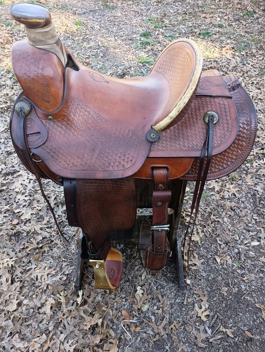 Silla para montar a caballo estilo western modelo brad ren's show
