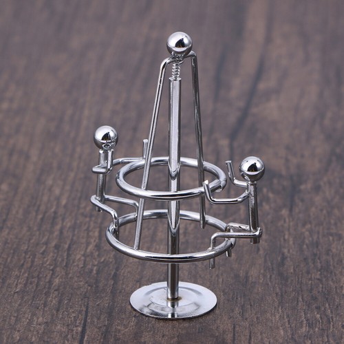 Kleine Eisen Figur Balance Ball schwingend Becher Basteln Metall Basteln für Büro - Bild 9 von 12