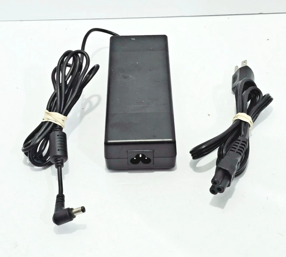 ENCHUFE DE BARRIL ORIGINAL LINKSYS CISCO AD 48/2.5 FSP120-AFB 48V 2.5A con cable de CA adicional Foto 2 de 4