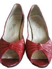 VINTAGE 1950's Stuart Weitzman for Mr. Seymour Snakeskin Pumps Peep toe 7.5