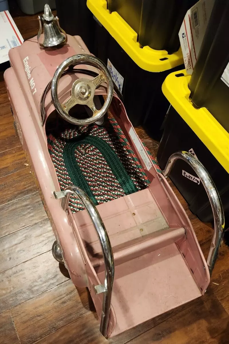 Pacific cycle hotsell pedal car