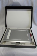 Wacom Bamboo Fun Pen Touch CTH-661 USB Drawing Graphics Tablet Tablet Pen