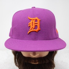 Detroit Tigers Hat Adult Fitted 7 5/8 Purple Old English D New Era 59FIFTY Cap