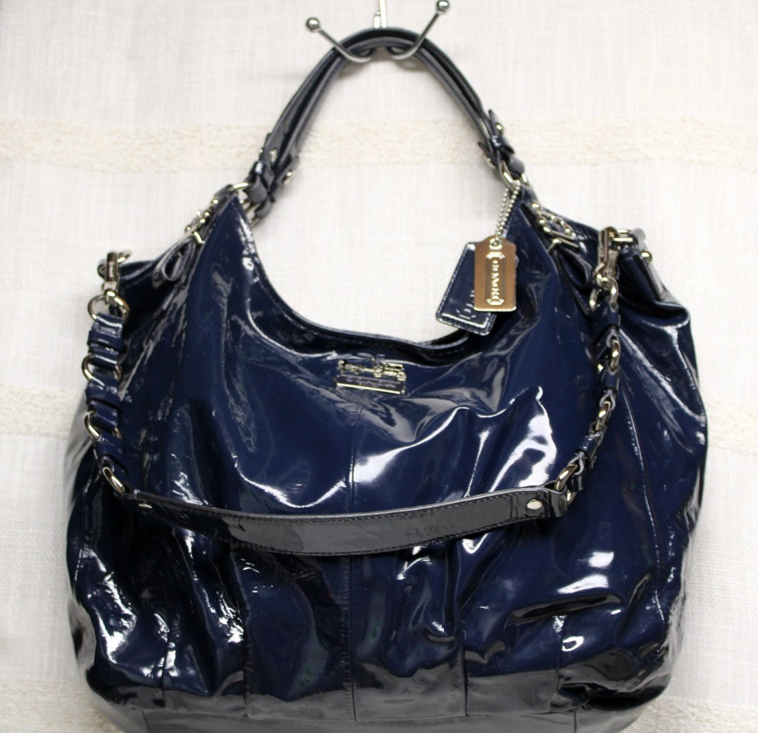Coach # 15991 Madison Maggie Blue Patent Leather Pleated Hobo Shoulder Bag thumbnail 8