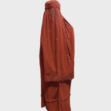Afghan Burqa: Traditional White Women's Cloak