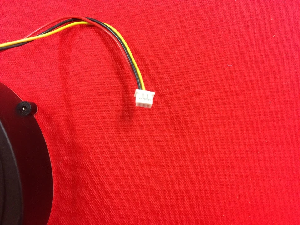 Toshiba Satellite P30 Fan CPU Cooling Fan ATAQ1122000 FD85-CCW DFB601505M20T - Image 4 of 4