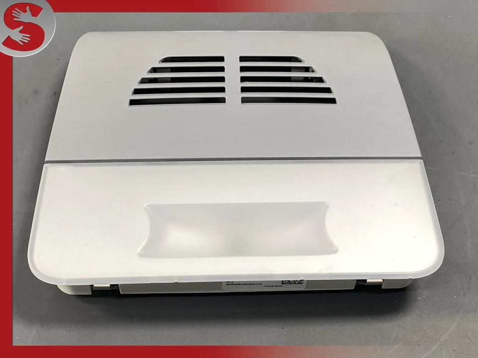 BMW 128i 2008 cupé (E82) - luz domo superior trasera 9201635 Foto 3 de 4