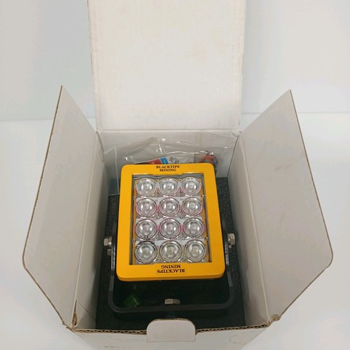 Blacktips Mining 12 LED Work Light 25 Degree Beam 24v BIB071225 Unused New In Bx - Picture 11 of 13