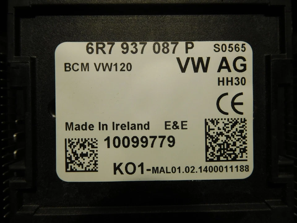 Centralina BCM 6R7937087P Skoda Fabia II (542) 1.4i 63kW 86cv anno 2014 - Immagine 3 di 3