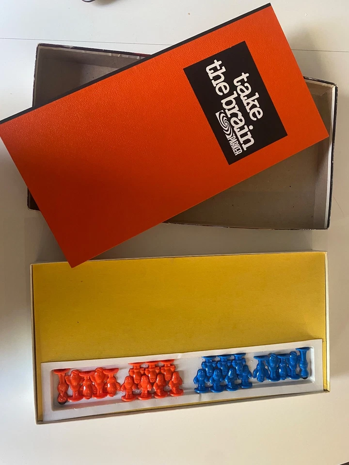 Vintage TAKE THE BRAIN BOARD GAME 1970s  Parker Games - rare good condition - Image 2 of 4