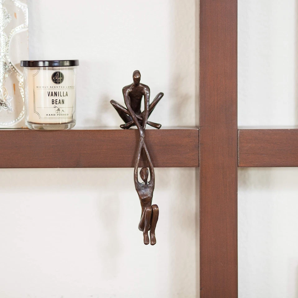 Estante de metal contemporáneo Danya B. ZD16169 Décor - Escultura de bronce - Hombre Li Foto 4 de 4