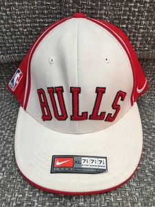nike bulls hat