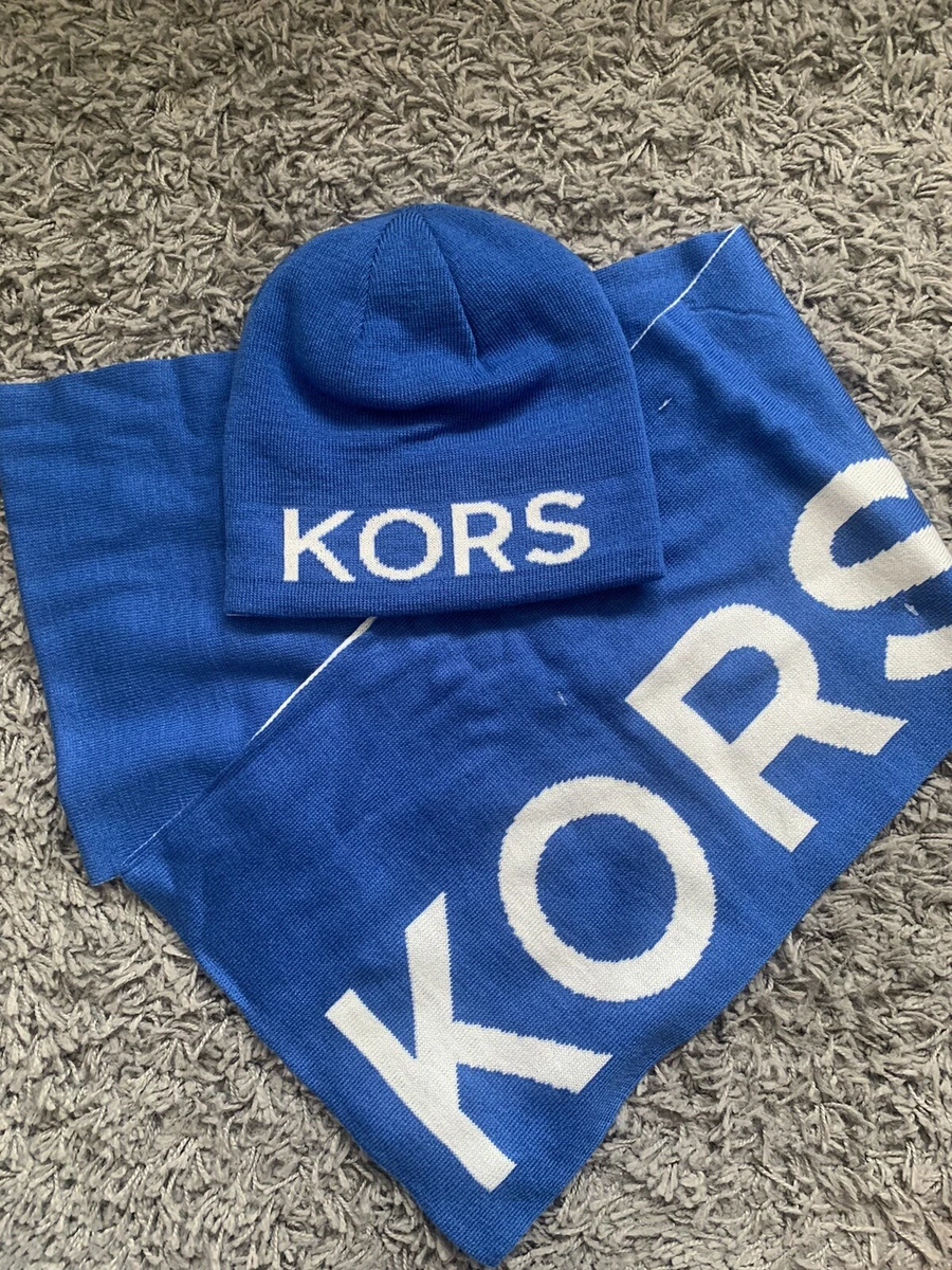 Michael Kors Mens Set of Scarf and Hat in Electric Blue