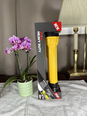 Vintage USA NEW Rayovac Flashlight Heavy Duty 3D Batteries Included RARE HD3-S
