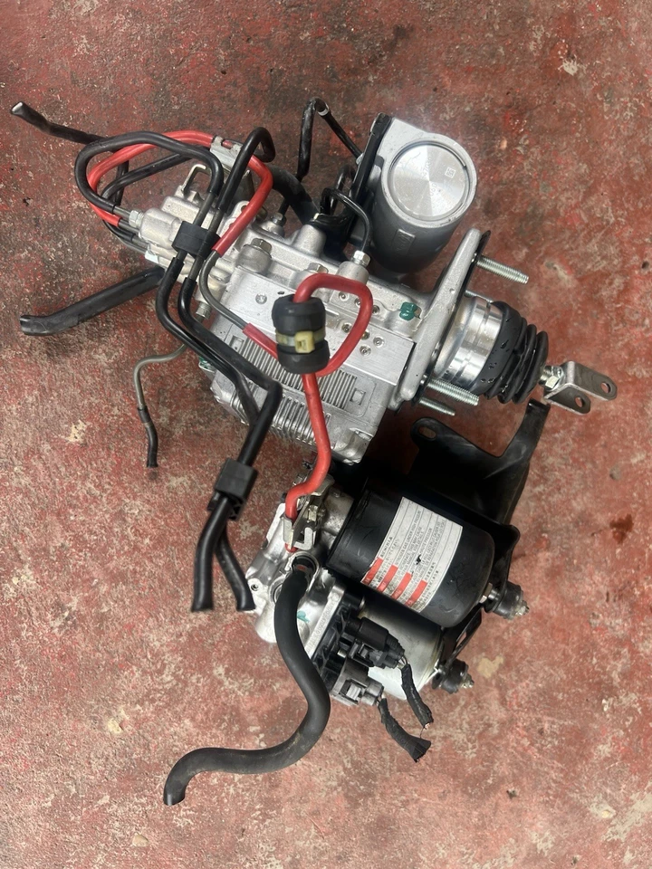 JUEGO DE BOMBA DE FRENO ABS HÍBRIDO OEM LEXUS HS250H SISTEMA ANTI BLOQUEO REFUERZO 2010-2012 Foto 4 de 4