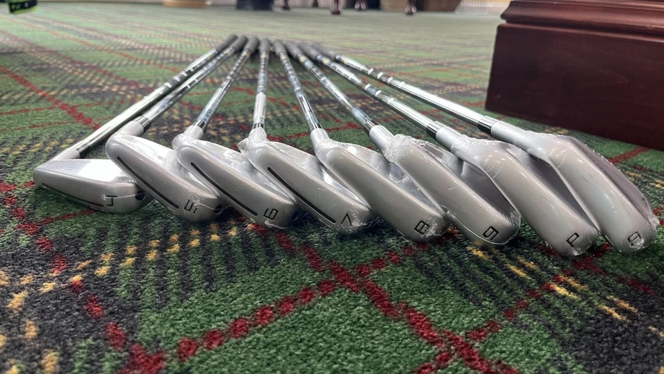 NEW TaylorMade 2023 P790 Irons 4-GW 2°Upright +.5" Dynamic Gold X100 Extra Stiff - Image 3 of 4