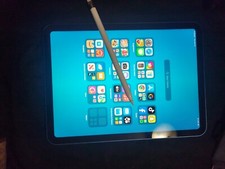 TIKTOK Apple iPad 10th Generation A2777 64 GB, Wi-Fi  5G, 10.9 in - Blue