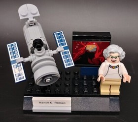 LEGO Ideas 21312 Women of NASA Complete With Manuals, Box & Minifigures