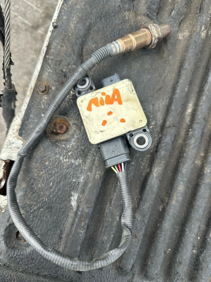 8982759090 Isuzu PM sensor - Image 3 of 3