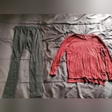 girl large dark gray leggings and burgundy long sleeve