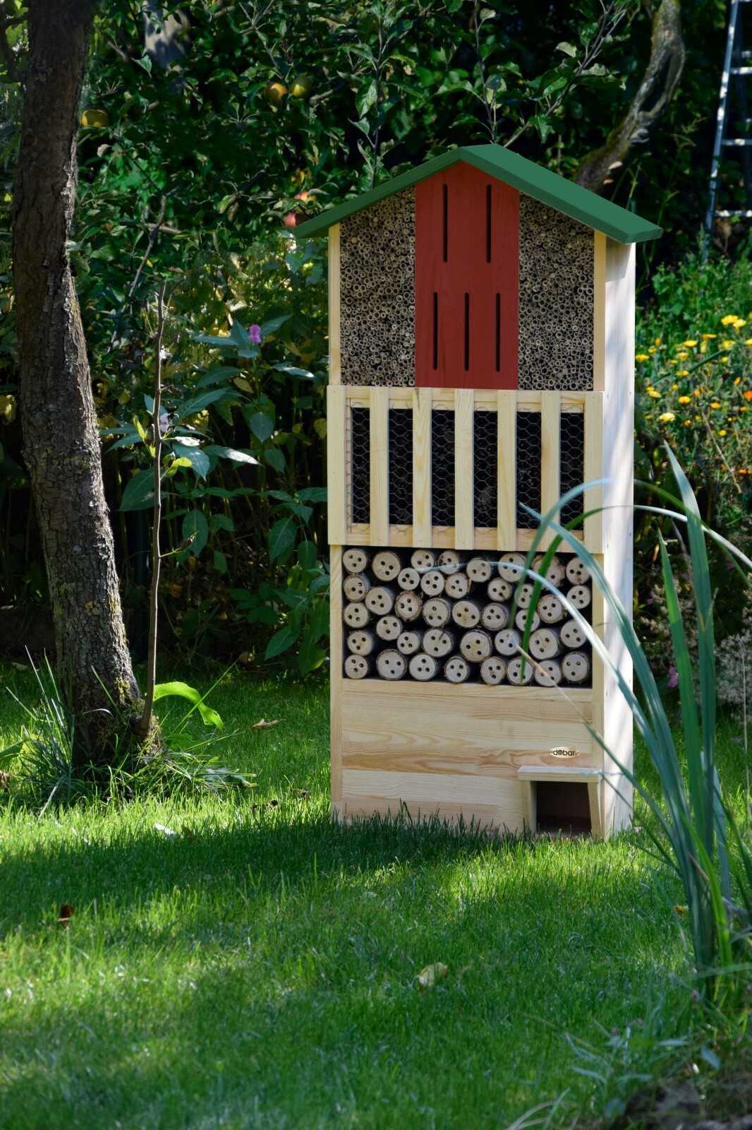 XXL Insektenhotel-Wand mit Igelhaus Insektenhaus Wildbienen Bienenhaus Holz Grün