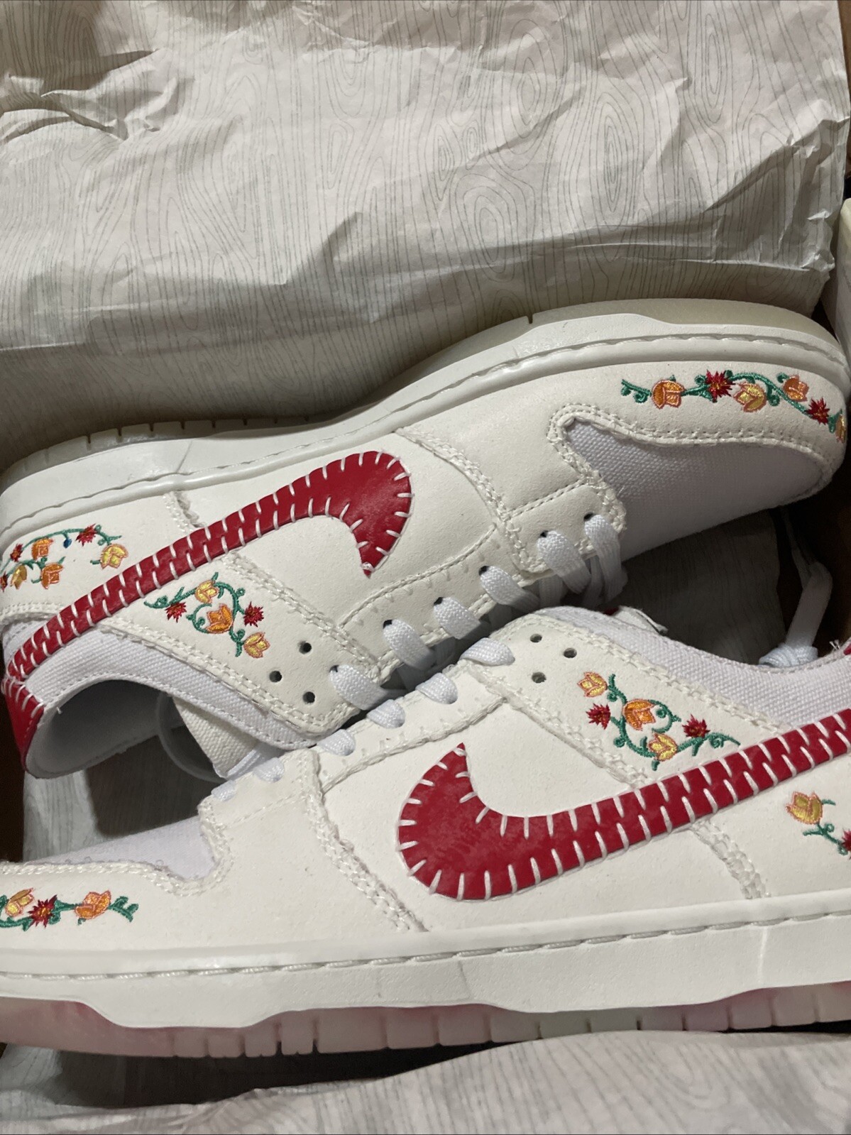 Nikes s b dunk low decon n7