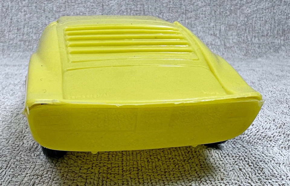 LAMBORGHINI MIURA 1/22 PLASTICA GIOCATTOLO TARGA GENOVA NO FV APS - Immagine 3 di 4