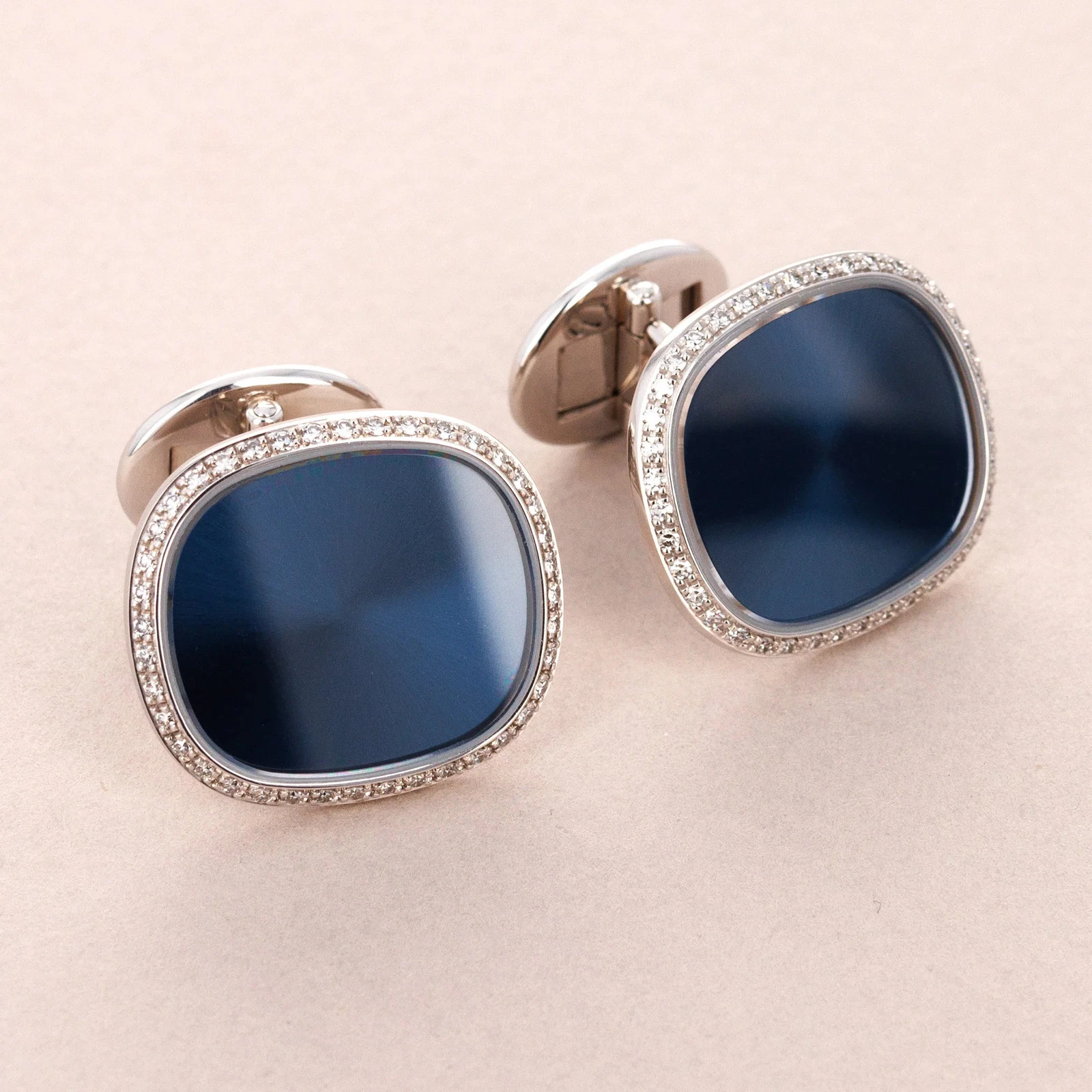 Patek Philippe — Patek Philippe White Gold Ellipse Cufflinks Ref. 3748 with Diamonds (Objet)