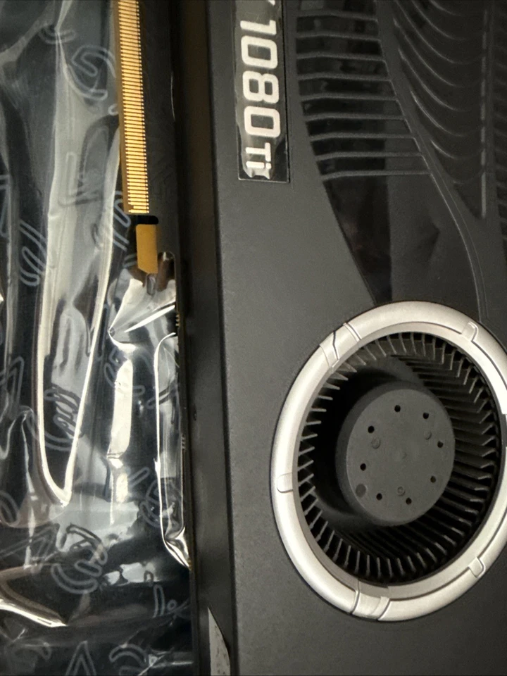PNY GeForce GTX 1080 Ti 11GB GDDR5X Graphics Card - Image 3 of 4