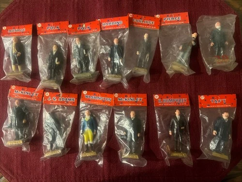 Vintage Lot of 13 MARX PRESIDENTS Painted 1960's Mini FIGURES Washington Polk