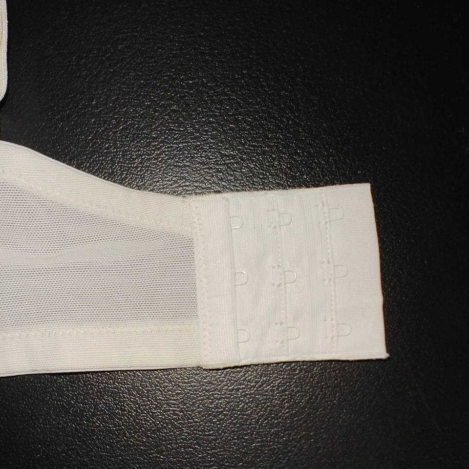 Sujetador balconette Just My Size JMS MJ1203 moderno con curvas sin forro 44D para mujer Foto 4 de 4