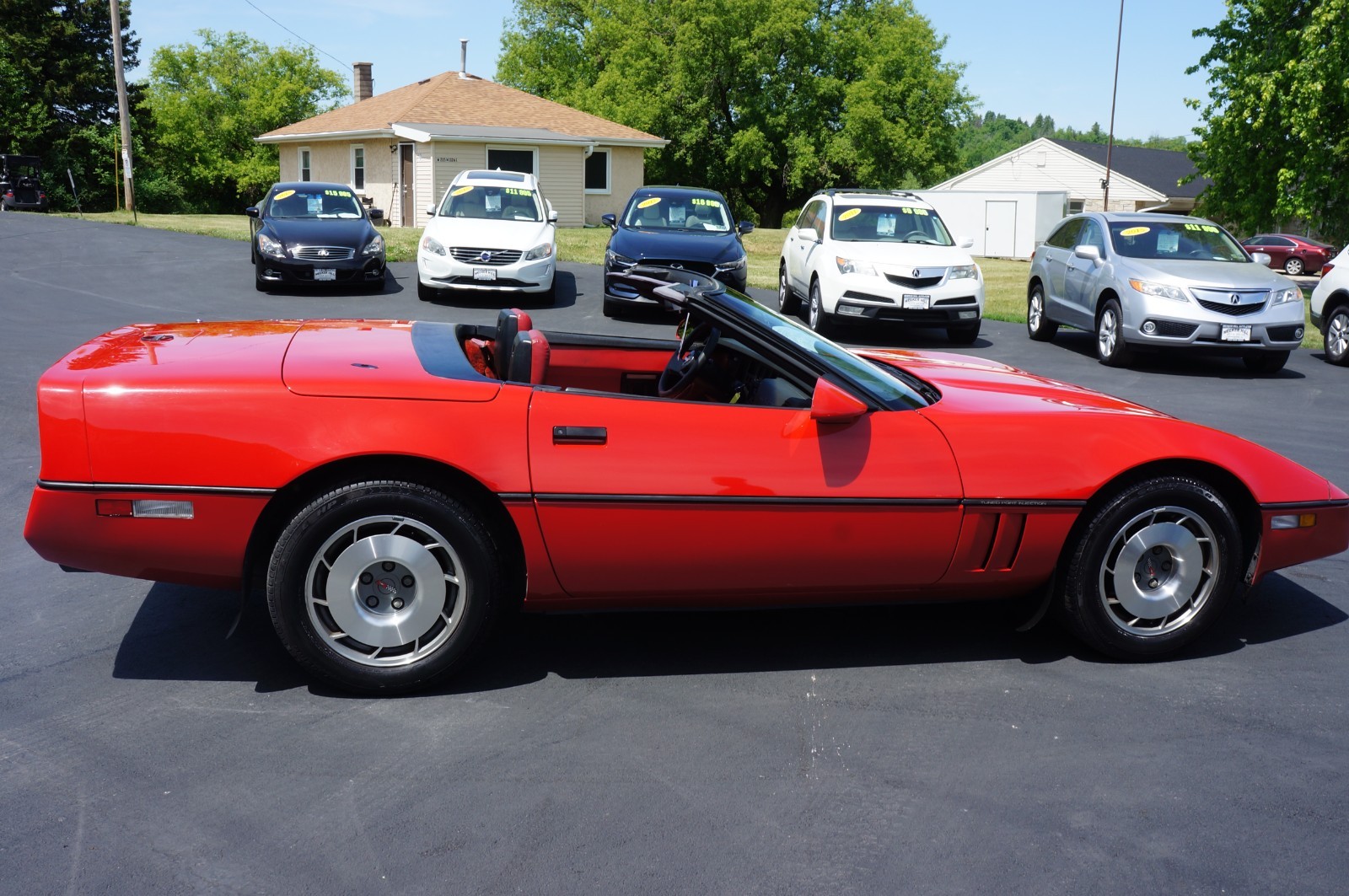 1987 Red Chevrolet Corvette   | C4 Corvette Photo 4
